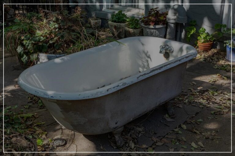 How to Repaint Old Cast Iron Bathtubs?